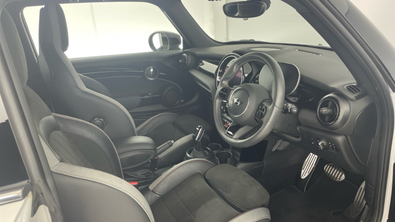 MINI Hatchback 1.5 Cooper Sport 3dr Auto Petrol Hatchback